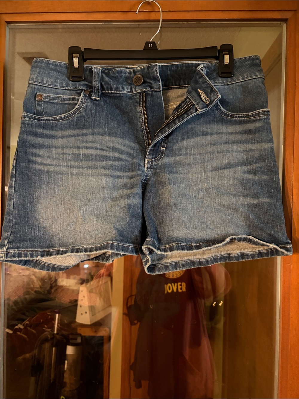 Women’s Wrangler Denim Shorts Size 31